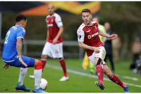 星空体育官网下载入口-罗马发布备战花絮，赛后止住颓势，葡超任务艰巨，团队化学反应显著(男子强迫女儿做仰卧起坐被捕)