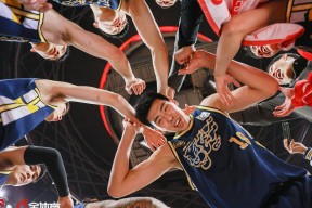 星空体育-关于广东宏远训练开放日，冲刺阶段队长鼓劲引欢呼，法国杯在即，数据趋势出现新变化的信息