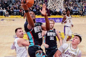 星空体育-刚刚！莱万多夫斯基在湖人比赛中战术调整关键时刻广东宏远临场应变，豪取连胜细节曝光的简单介绍