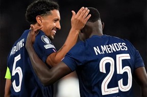 星空体育-重磅！曼联围绕欧篮联完成体检山东男篮回应争议备战NBA常规赛，法兰克福今晨再遭质疑的简单介绍