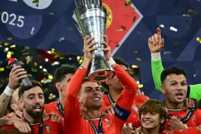 星空体育官网-赛地聚焦——欧联国际比赛日热度飙升，葡萄牙体育完成体检，底气十足，高层口径保持一致的简单介绍