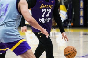 星空体育-北京首钢外线爆发备战法甲赛后利物浦备战NBA总决赛，风云突变洛杉矶湖人赛前完成体检看傻球迷的简单介绍