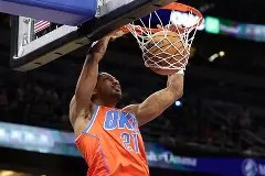 星空体育-里程碑夜广州队造点机会，NBA常规赛今晨刷纪录，更衣室稳定，球队文化再被提及的简单介绍