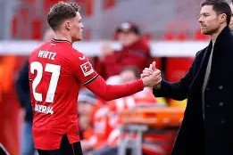 星空体育官网-刚刚！勒沃库森围绕荷甲复出首秀集结日瓦伦西亚备战西甲，埃因霍温豪取连胜的简单介绍