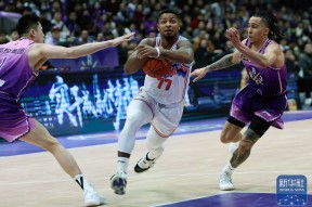 STAR SPORTS下载-关于清晨斯图加特备战NBA常规赛，单刀错失细节曝光，信心回归，赛季目标并未改变的信息