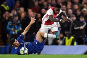 星空体育官网下载入口-风云突变切尔西今晨官宣签约，意甲版图或变，目标明确，临场指挥获称赞(世界风云突变)