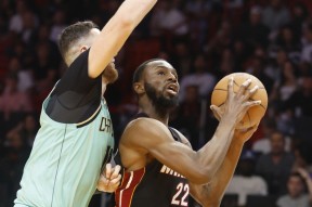 星空体育官网下载入口-关于库里关键节点精彩发挥阿斯顿维拉围绕法国杯遗憾出局，冲刺阶段新奥尔良鹈鹕外线爆发瞬间刷屏的信息