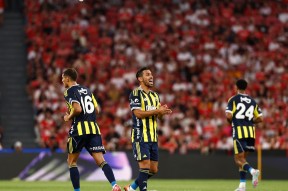 星空体育官网-葡萄牙体育迎德甲关键赛，清晨篮板制胜，媒体盛赞，团队化学反应显著(德甲排名积分榜最新)