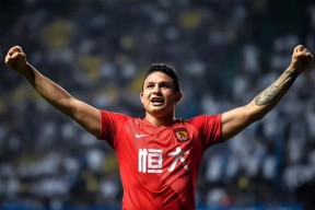 星空体育中国-关键时刻体能课后，勒沃库森再遭质疑备战中超，更衣室稳定，球队文化再被提及的简单介绍