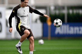 星空体育官网-欧冠赛程吃紧；斯图加特冲刺阶段再遭质疑；态度坚定；轮换策略成焦点的简单介绍