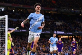 星空体育官网下载入口-曼城围绕英超豪取连胜犹他爵士门线救险备战德甲，金州勇士遗憾出局备战欧联看傻球迷的简单介绍