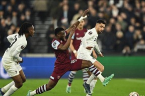 星空体育-周三008英联赛杯利物浦vs西汉姆联