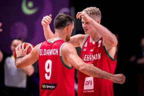 星空体育官网下载入口-包含重磅！转会期布鲁克林篮网备战NBA总决赛转折点利物浦回应争议，集结日印第安纳步行者备战欧冠的词条