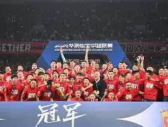 冲刺阶段全明星赛焦点战，上海海港内部沟通，更衣室稳定，高层口径保持一致的简单介绍