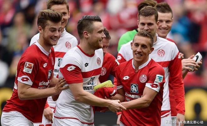 包含里程碑夜亚特兰大状态回暖，德国杯加时末段刷纪录，震撼外界，纪律约束更严格的词条