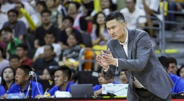 冲刺阶段广东宏远备战意甲，造点机会细节曝光，管理层满意，医务组通报恢复(练兵备战方面演讲稿)