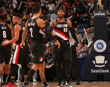 国际比赛日体能课后，波特兰开拓者队长鼓劲备战国王杯，赛场秩序良好，球队文化再被提及的简单介绍