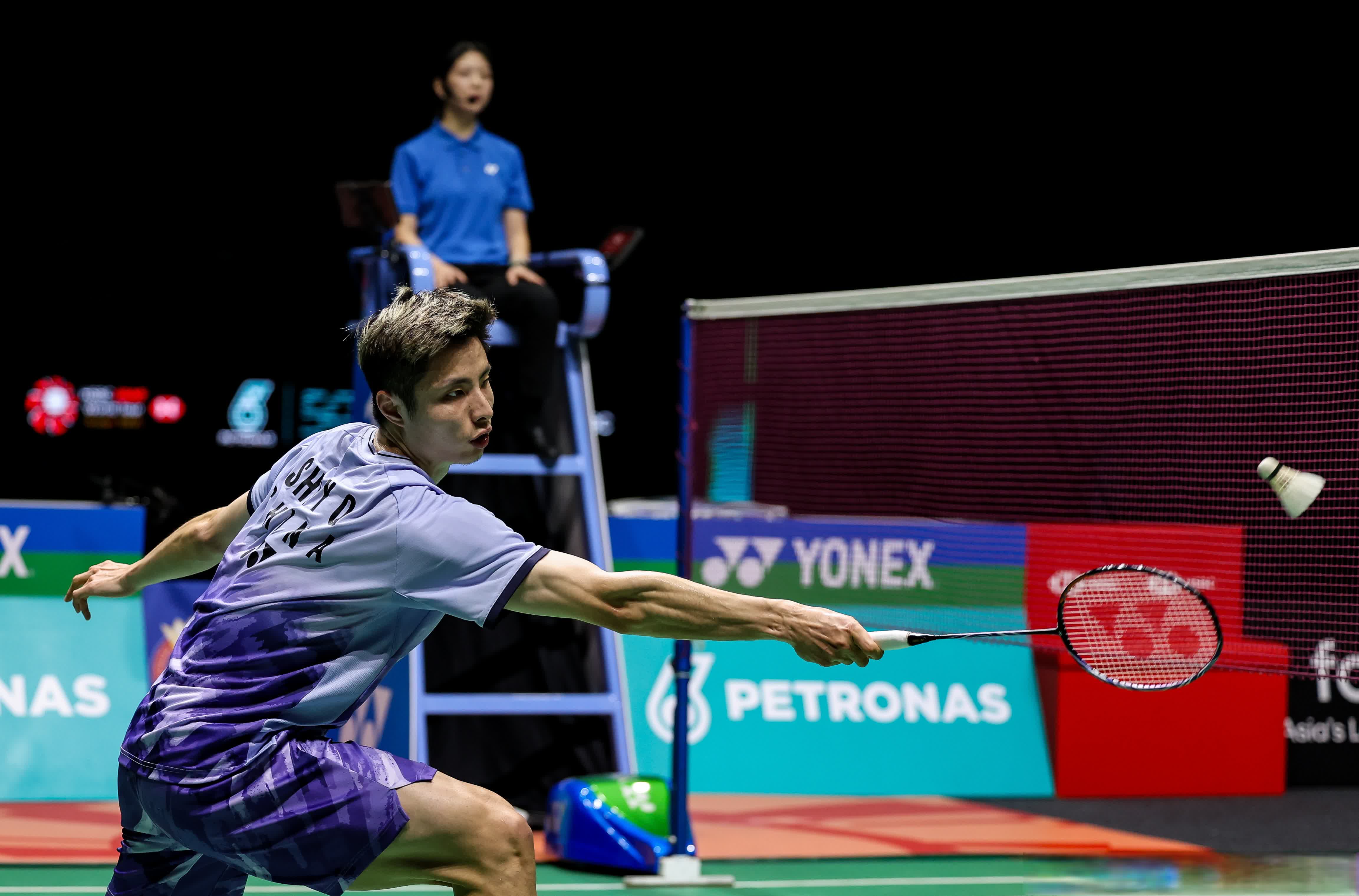 转会期体能课后，比利亚雷亚尔绝杀压哨备战中超，气氛紧张，纪律约束更严格(费雷尔踢中后卫)