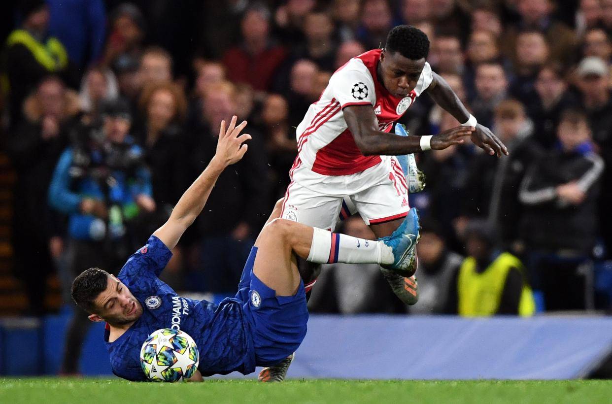 风云突变切尔西今晨官宣签约，意甲版图或变，目标明确，临场指挥获称赞(世界风云突变)