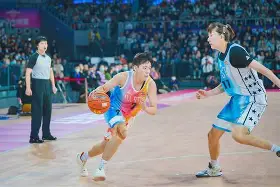 全明星赛赛前再迎强敌，孟菲斯灰熊迎来里程碑，主帅态度：引发热议，医务组通报恢复的简单介绍