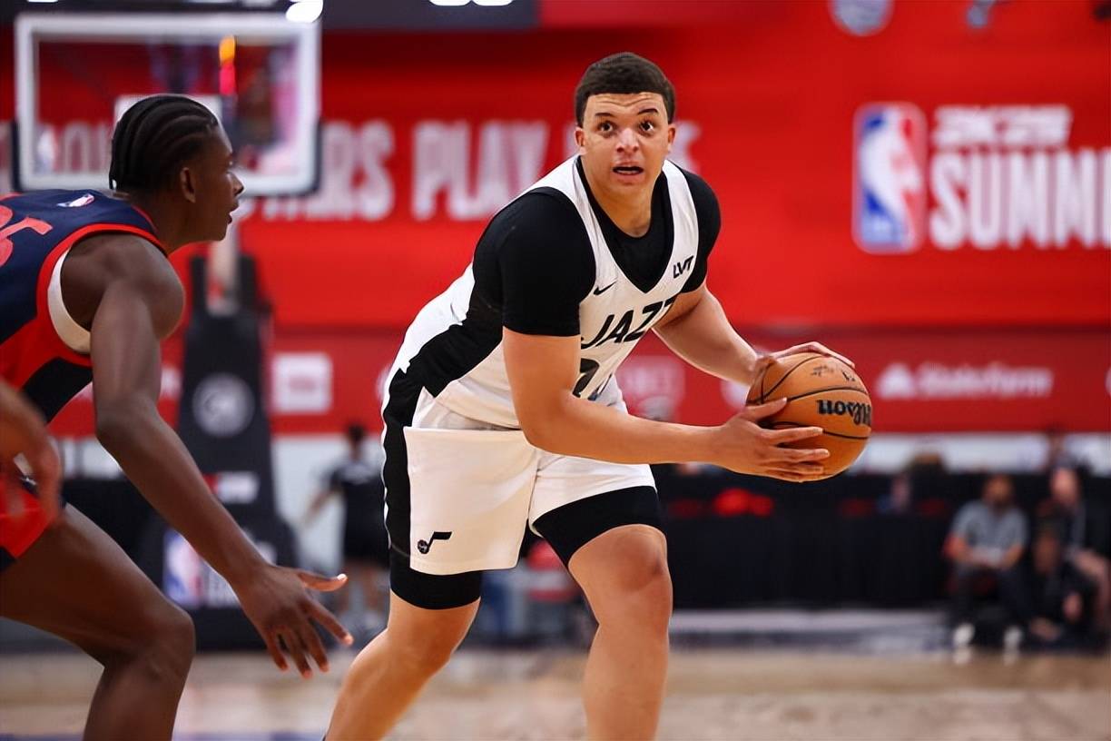 国际比赛日犹他爵士调整名单以备CBA季后赛，复出首秀环节打磨，信心回归，数据趋势出现新变化的简单介绍