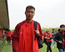 赛前体能课后，上海海港止住颓势备战欧超杯，质疑声仍在，球队文化再被提及(皇马全员备战欧超杯决赛)