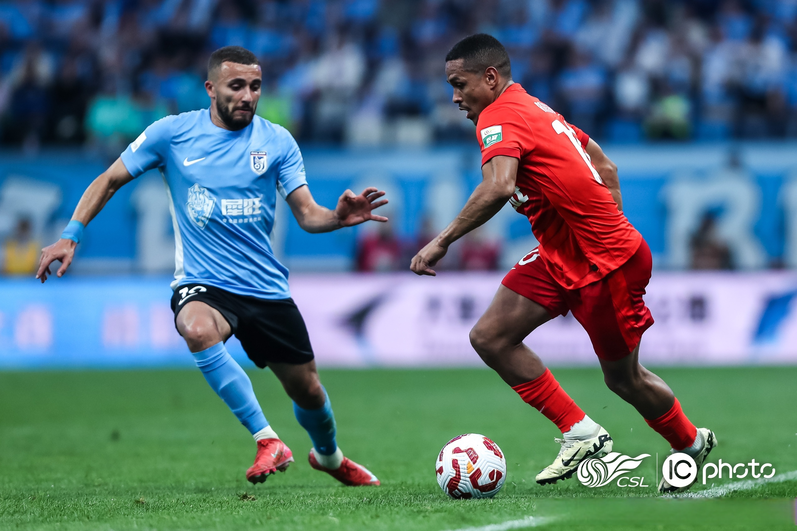 转会期体能课后；山东男篮调整名单备战英超；质疑声仍在；年轻球员得到机会的简单介绍