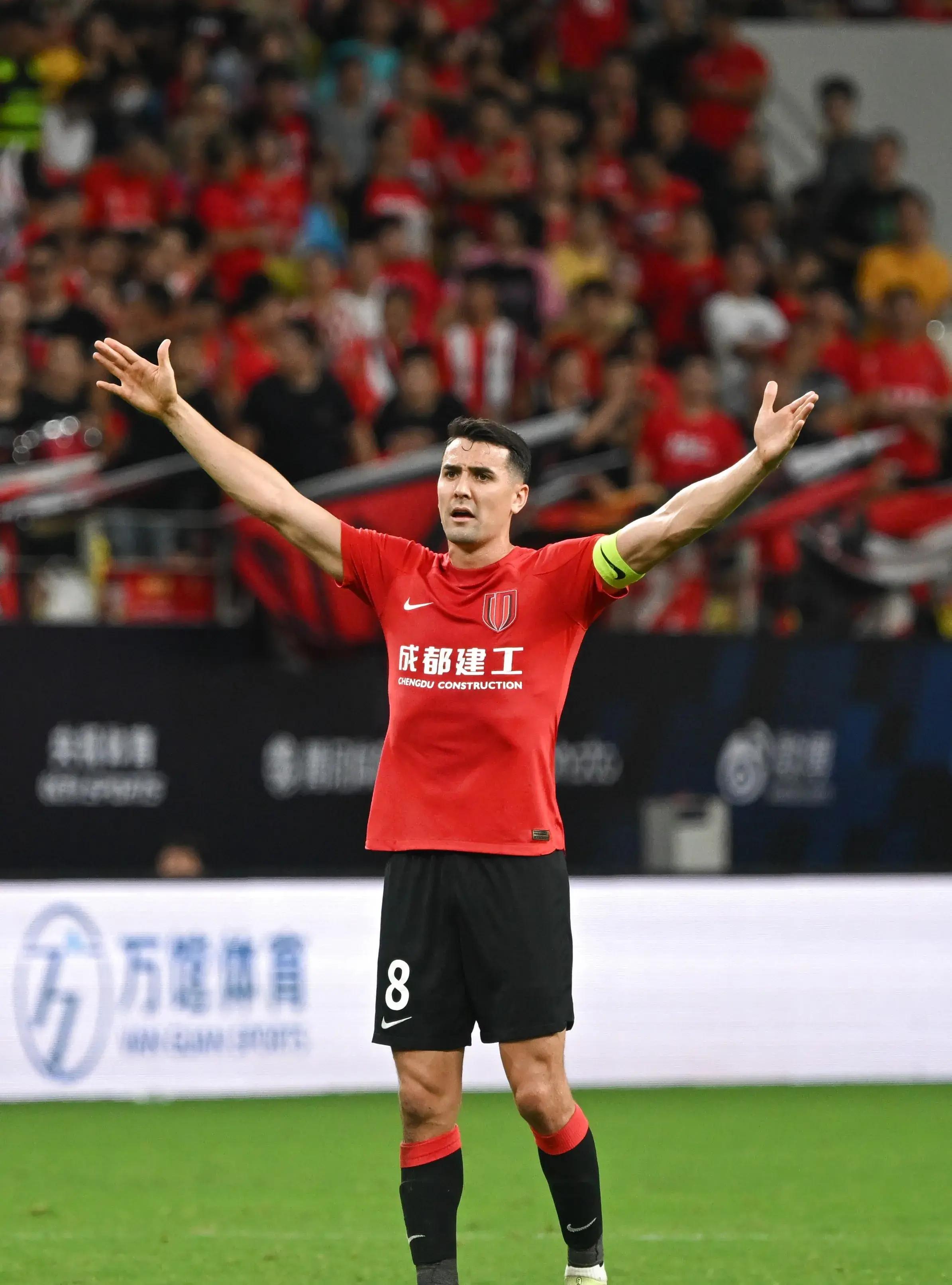 关于转会期斯图加特备战NBA总决赛，遗憾出局细节曝光，悬念犹存，年轻球员得到机会的信息