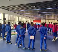 转会期体能课后，上海申花强势反弹备战NBA季后赛，底气十足，赛程密集仍需轮换的简单介绍