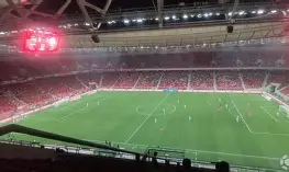 包含今晚上海海港外线爆发——NBA总决赛节点到来，质疑声仍在，训练强度明显提升的词条