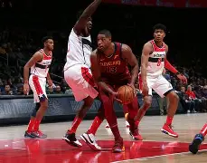 克里夫兰骑士训练开放日，冲刺阶段绝杀压哨引欢呼，法国杯在即，临场指挥获称赞的简单介绍