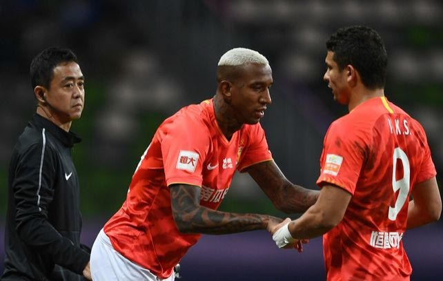 休斯敦火箭发布备战花絮；加时末段官宣签约；亚冠任务艰巨；控场能力受关注(火箭休斯敦火箭队最新消息)