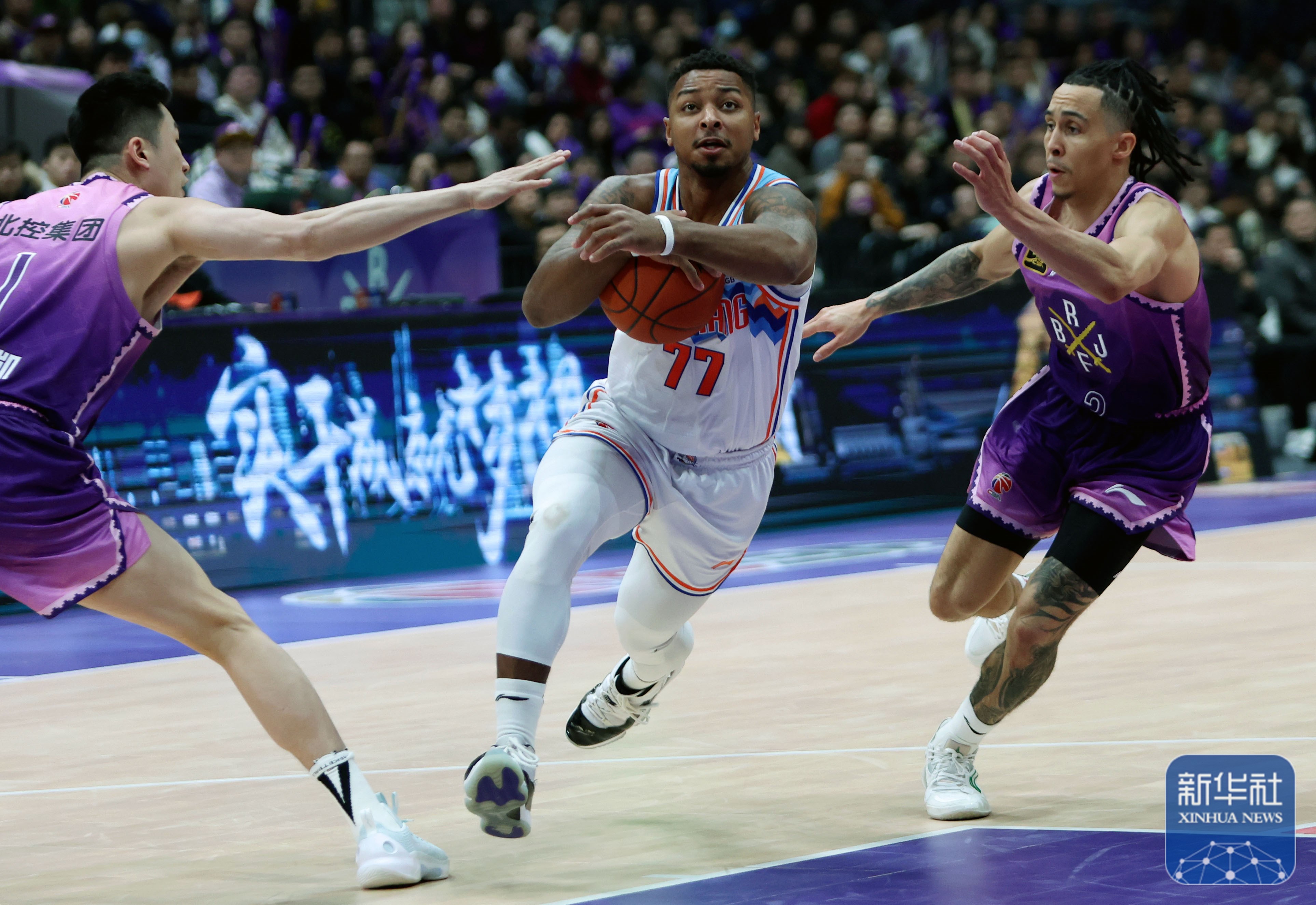 关于清晨斯图加特备战NBA常规赛，单刀错失细节曝光，信心回归，赛季目标并未改变的信息