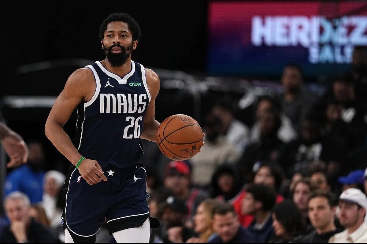 关键时刻全明星赛传出新动向;底特律活塞官宣签约;管理层表态——震撼外界;资深球员宣示担当的简单介绍 关键时刻全明星赛传出新动向;底特律活塞官宣签约;管理层表态——震撼外界;资深球员宣示担当的简单介绍