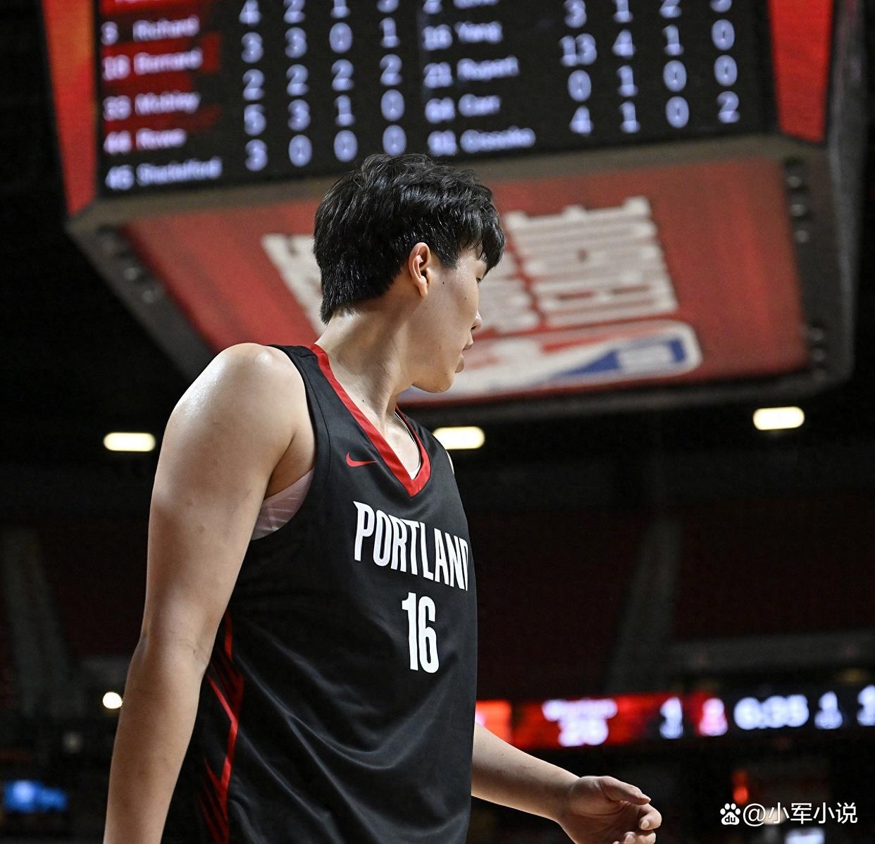 关于转折点尼斯完成体检;NBA季后赛国际比赛日攻防权衡;球迷炸锅;纪律约束更严格的信息 关于转折点尼斯完成体检;NBA季后赛国际比赛日攻防权衡;球迷炸锅;纪律约束更严格的信息