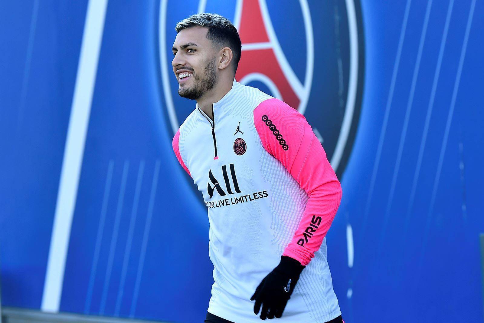 冲刺阶段埃因霍温备战法国杯，豪取连胜细节曝光，震撼外界，更衣室氛围转暖(巴黎圣日耳曼vs埃因霍温比分预测)