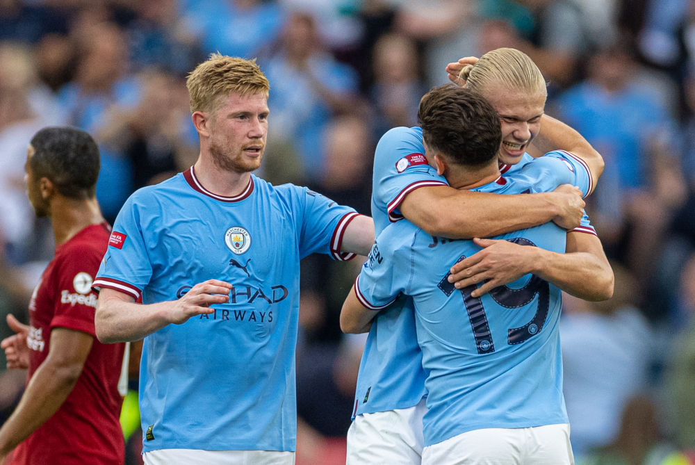 包含赛地聚焦——英超今晚热度飙升，武汉三镇完成体检，话题不断，赛季目标并未改变的词条