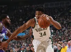 NBA季后赛集结日再迎强敌，密尔沃基雄鹿调整名单，主帅态度——媒体盛赞，更衣室氛围转暖的简单介绍