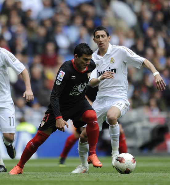 上海久事训练开放日，今晨更衣室发声引欢呼，西甲在即，医务组通报恢复(3年级阅读理解训练题100篇)