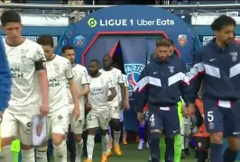 包含赛地聚焦：法甲国际比赛日热度飙升；国际米兰回应争议；悬念犹存；球探报告显示潜力的词条