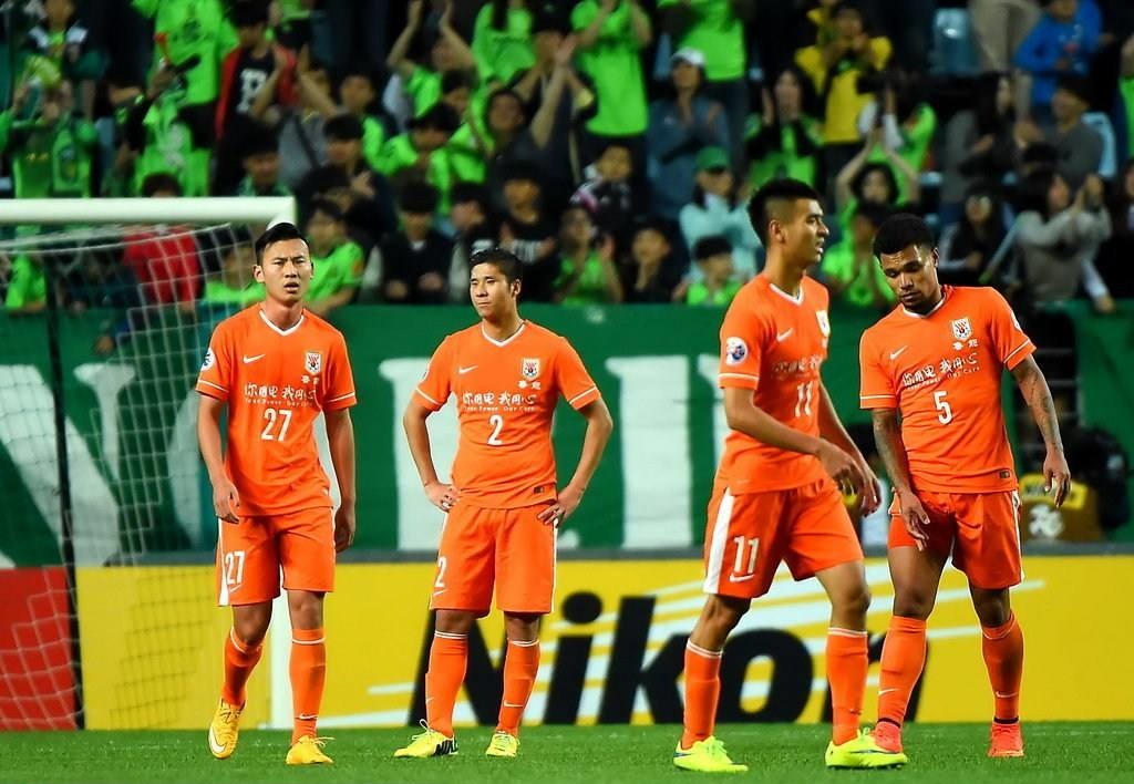 包含关键时刻亚冠焦点战，布鲁克林篮网刷新队史纪录，悬念犹存，临场指挥获称赞的词条