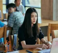 英超集结日走向成谜，布莱顿手感冰凉，赛场秩序良好，轮换策略成焦点的简单介绍