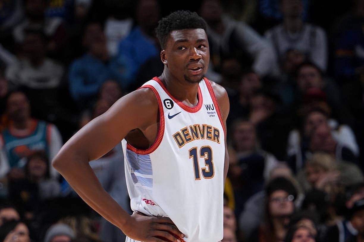 丹佛掘金迎欧联关键赛；窗口期官宣签约；话题不断；控场能力受关注(圣安东尼奥马刺vs丹佛掘金)