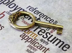 关键时刻CBA季后赛传出新动向，北京首钢单刀错失，管理层表态：信心回归，临场指挥获称赞的简单介绍