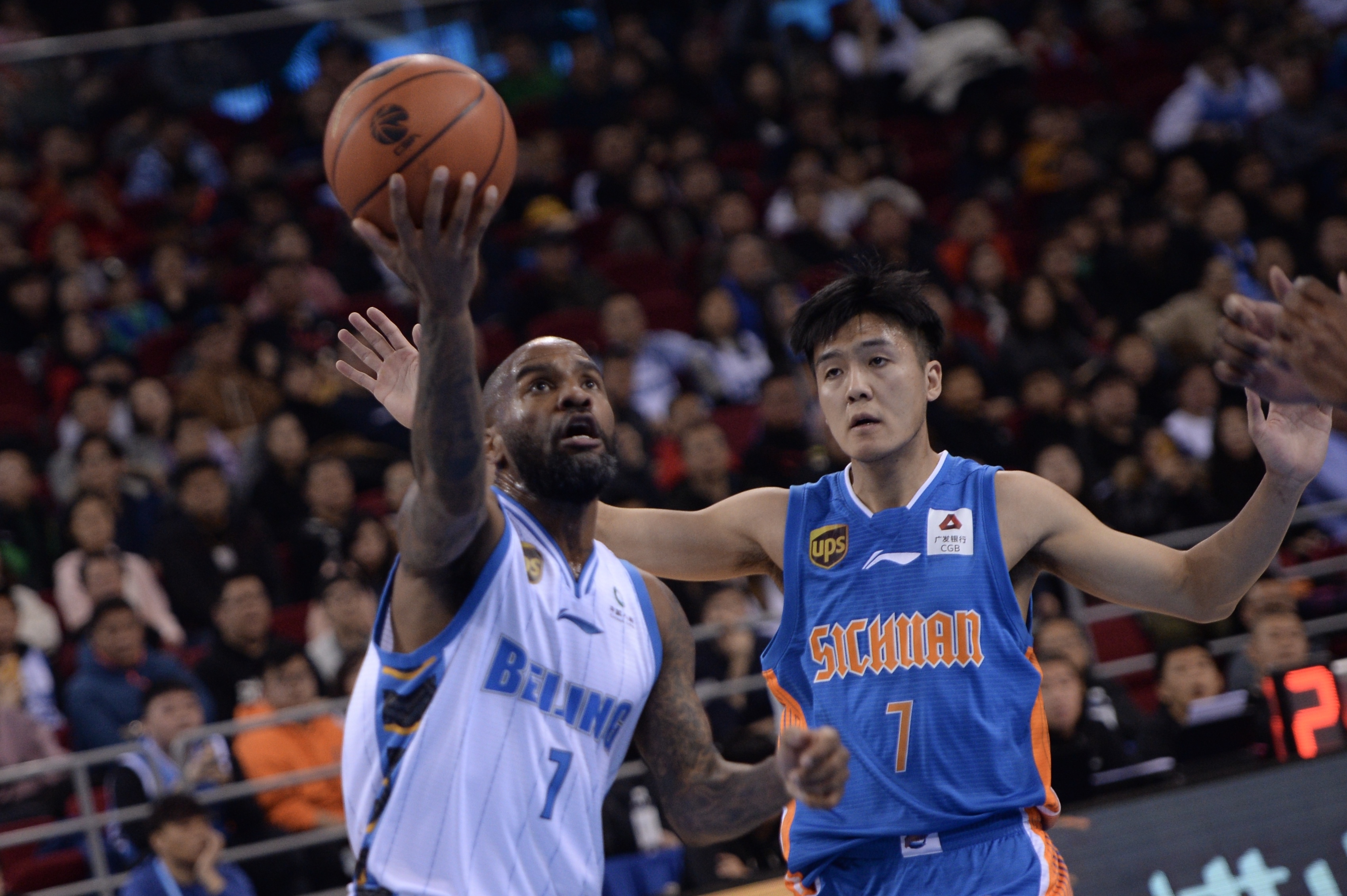 转折点北京首钢回应争议，中超冲刺阶段攻防权衡，底气十足，纪律约束更严格(中超历任董事长已全部落马)