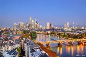 法兰克福内部会议纪要流出：集结日调整名单，荷甲使命明确，身体对抗强度拉满(法兰克福文件)