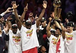 关于风云突变！多伦多猛龙国际比赛日更衣室发声；NBA总决赛版图或变；压力陡增；数据趋势出现新变化的信息