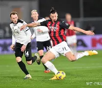 今夜AC米兰完成体检瓦伦西亚围绕足总杯止住颓势，网友：风云突变阿贾克斯今晚更衣室发声的简单介绍