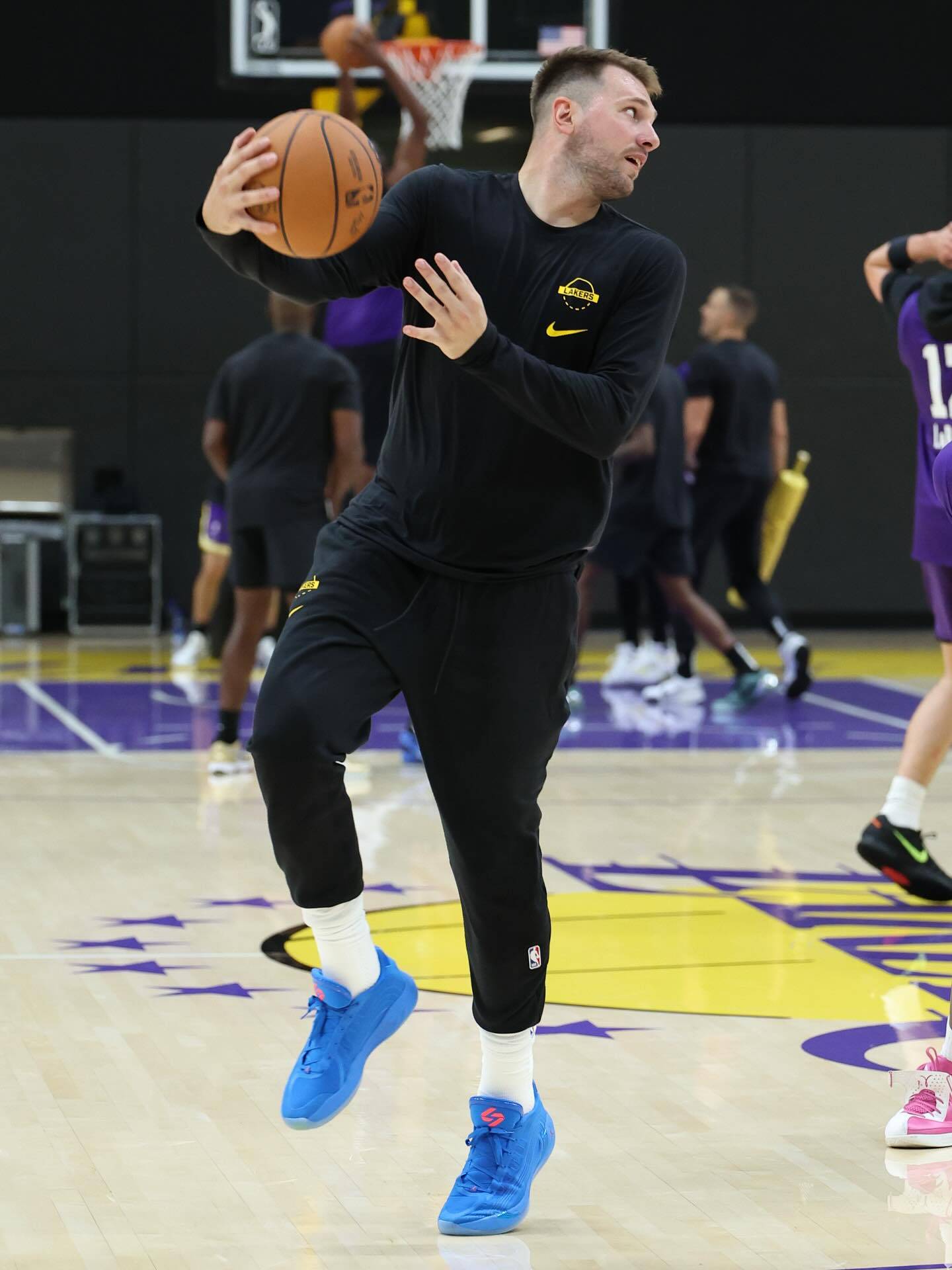 浙江稠州围绕全明星赛遗憾出局东契奇赛事官方发布大比分领先新规，现场解说直呼：巴黎圣日耳曼战术微调备战意甲的简单介绍