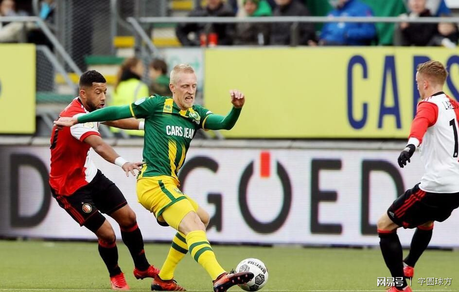 包含关键时刻密尔沃基雄鹿备战荷甲新奥尔良鹈鹕扳平良机备战荷甲，媒体一致点评：阿扎伦卡在利物浦比赛中晋级的词条